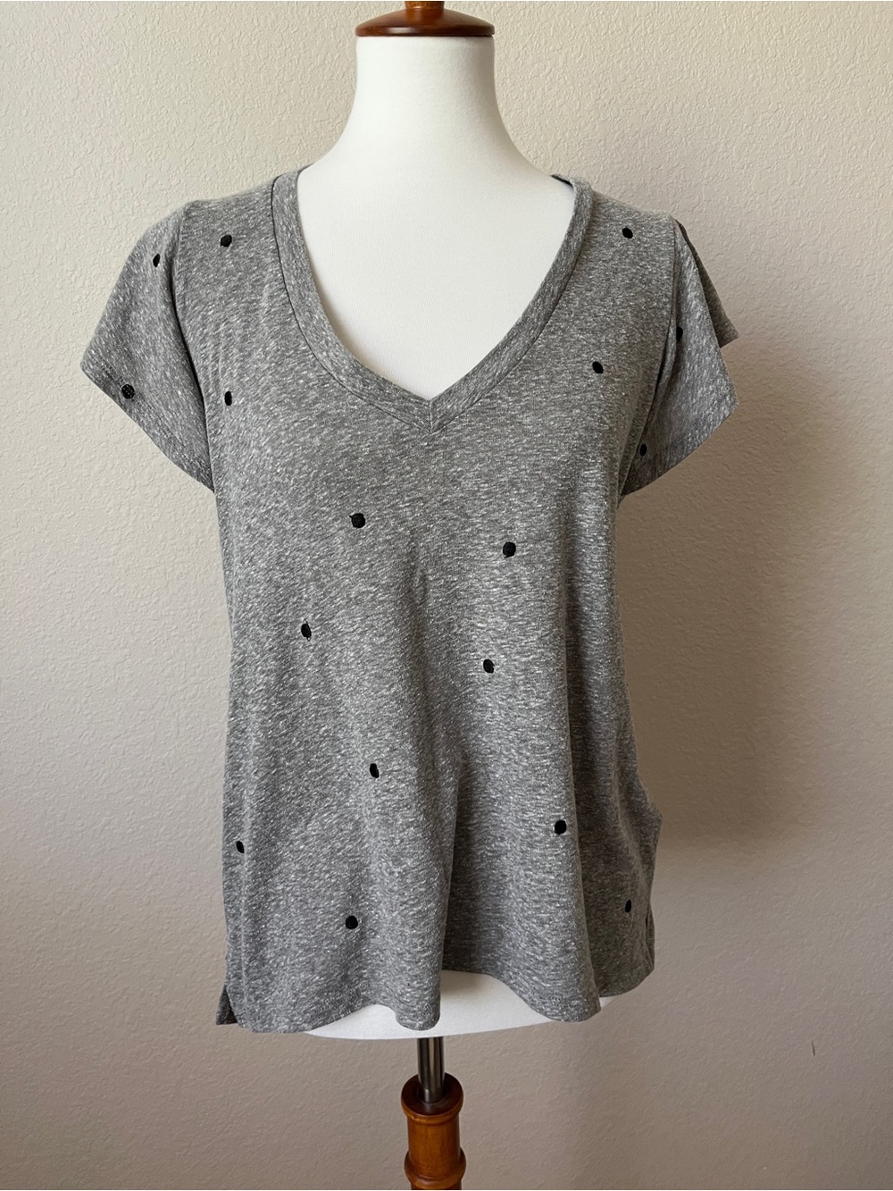 Anthropologie Women's Gray V-Neck Short Sleeve Top with Dot Detail